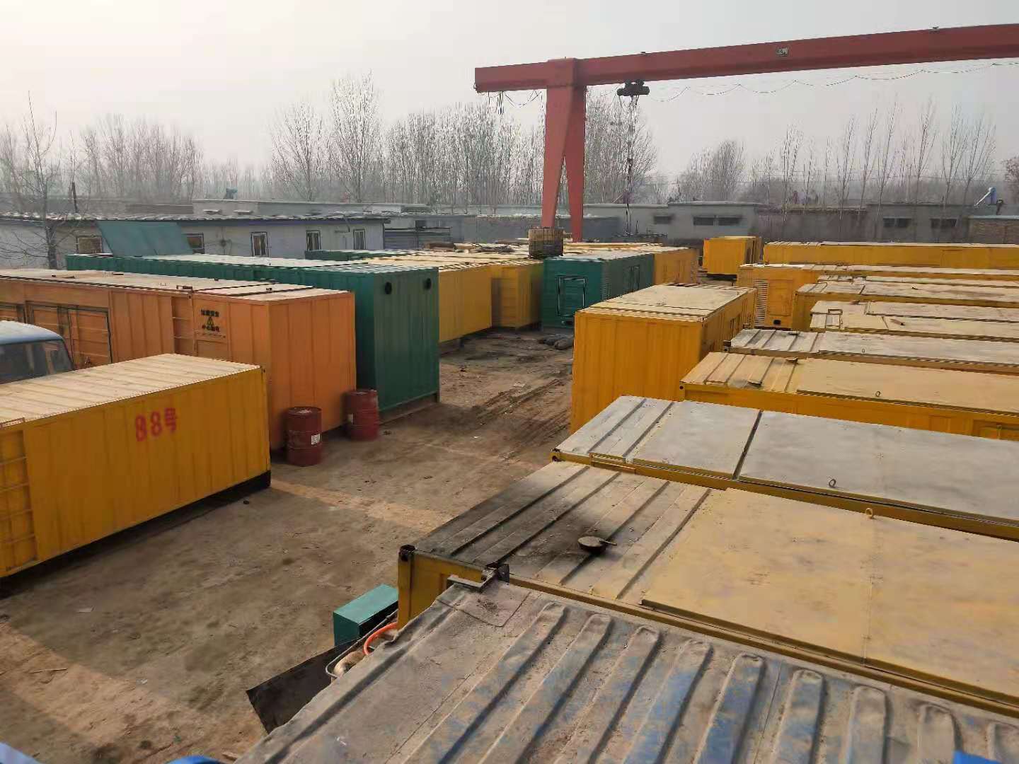 遂宁租赁发电机-灰尘、风沙对柴油发电机组造成哪些不良影响？